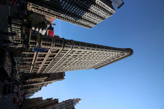 But the Flat Iron Building from a different perspective, since the photo cannot be rotated here 😉