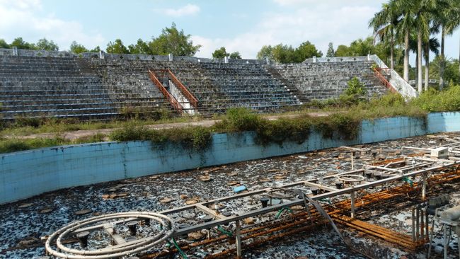 02.11. Abandoned Water Park