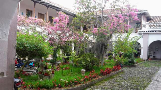 Courtyard in Quenca