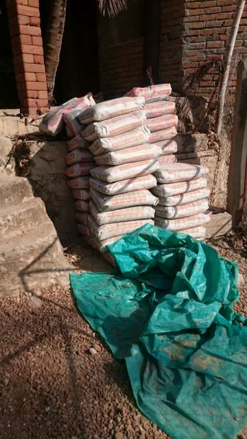 Next cement delivery for the foundations and partly also for the bricks