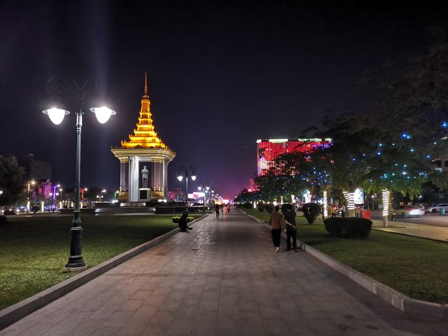 Phnom Penh bei Nacht 