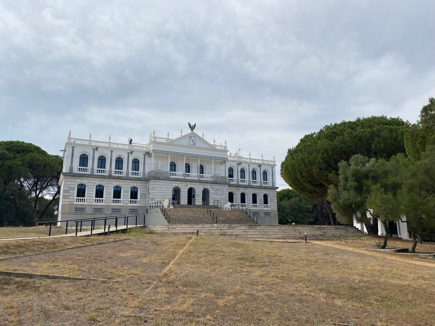Palacio del Acebrón - Besucherzentrum und alter Palast