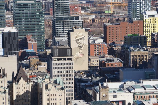 Fútbol, Mont Royal y el Kreuzberg de Montreal