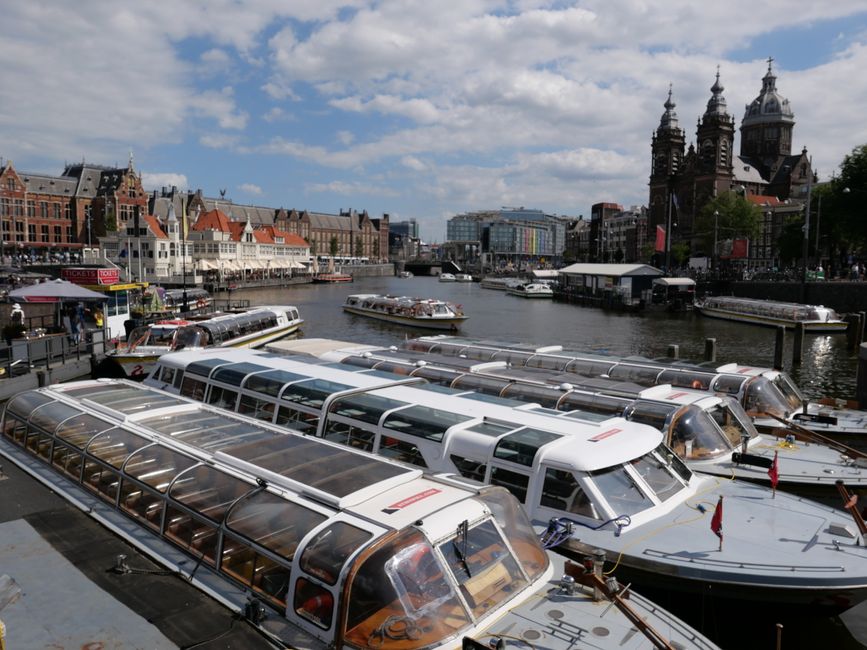 boats for canal tours