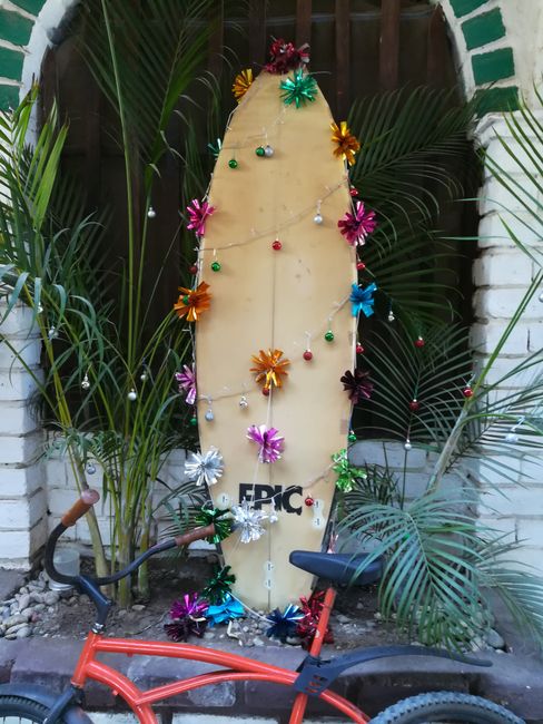 Weihnachtssurfboard in Puerto Escondido