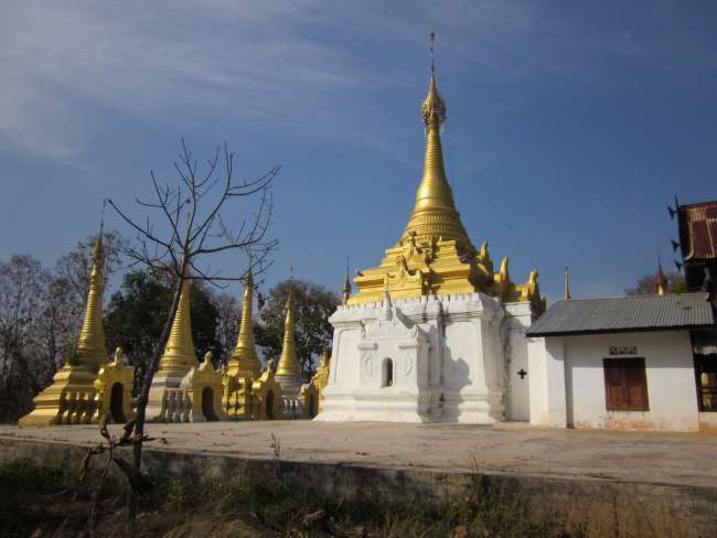 Pagoda in Nyaung Shwe