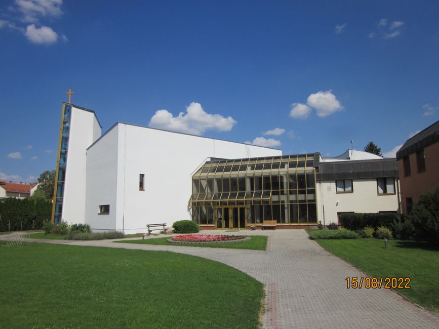 neue Kirche Levice