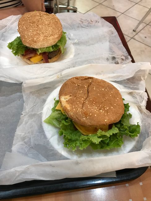 The burgers from Hot & Krusty
