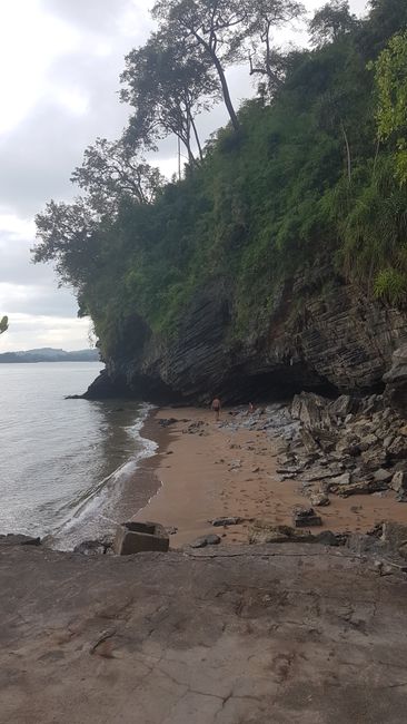 A day at the Ao Nang beach, 17 km away.