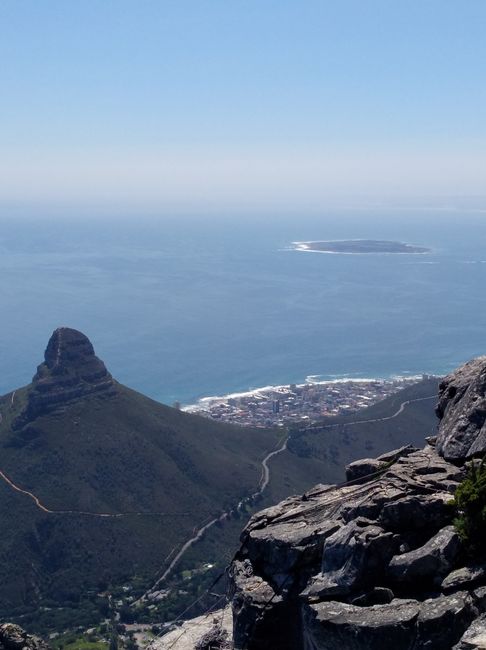 An involuntary city tour followed by Table Mountain