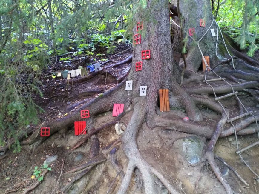 The trail is adorned with cute little stories and works of art