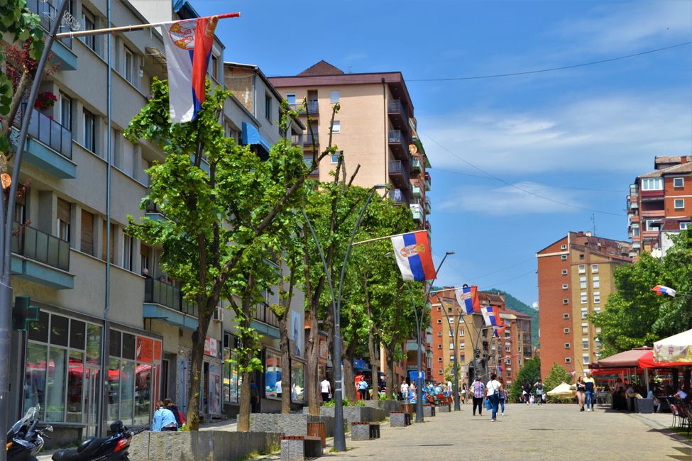 Fußgängerzone im serbischen Teil