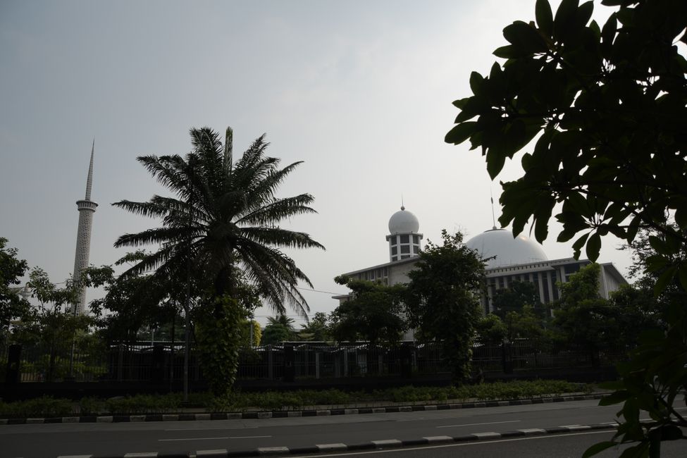 ... right across the street is the Istiqlal Mosque