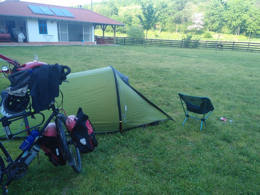 12 Veliko Gradiste - Camping Asin