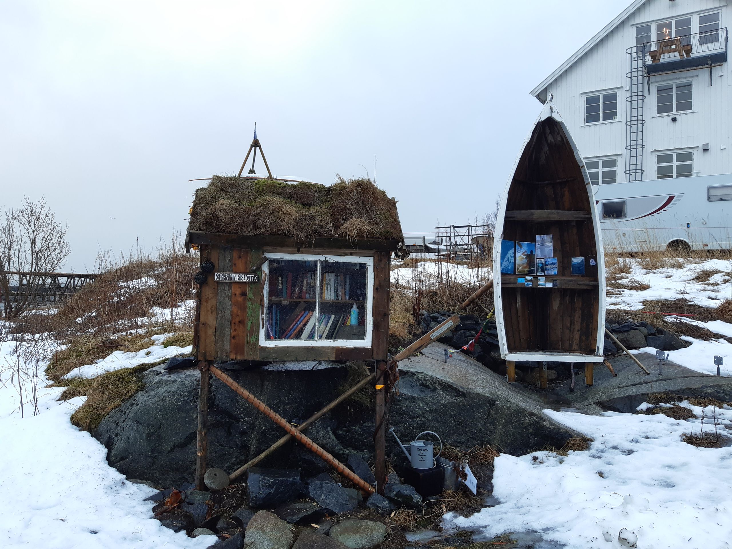 A small swap library in Reine