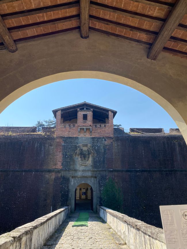 Fortezza di Santa Barbara- Burg der Medici in Pistoia