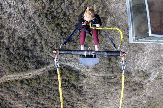 Queenstown - The World's Largest Swing