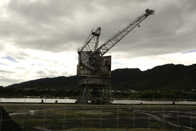 Old crane (in usable condition)