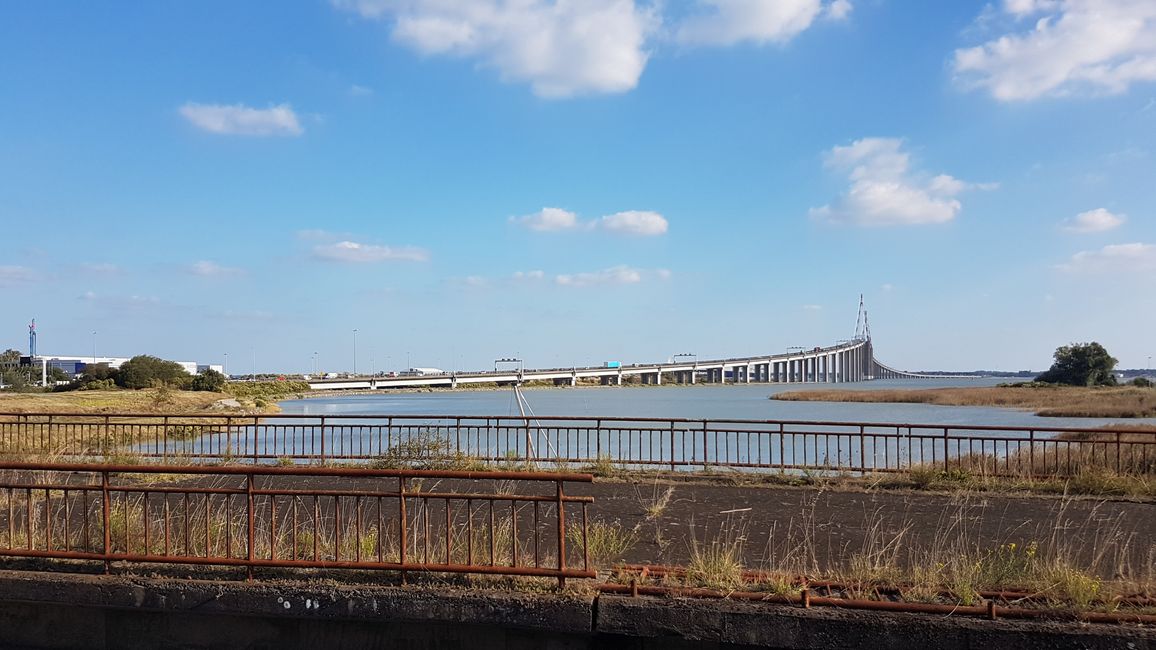 Brücke über die Loire an der Mündung