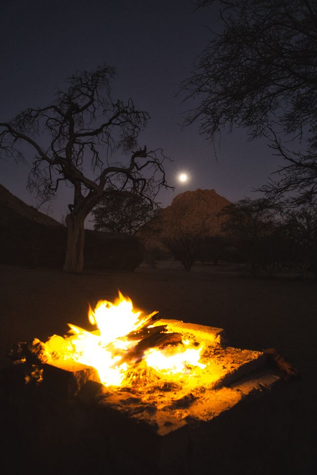 Full Moon at the Spitzkoppe