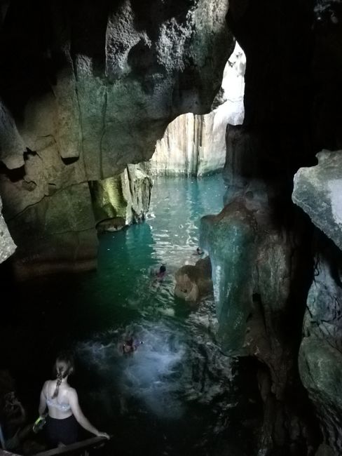 1st cave of the Sawa-i-Lau caves