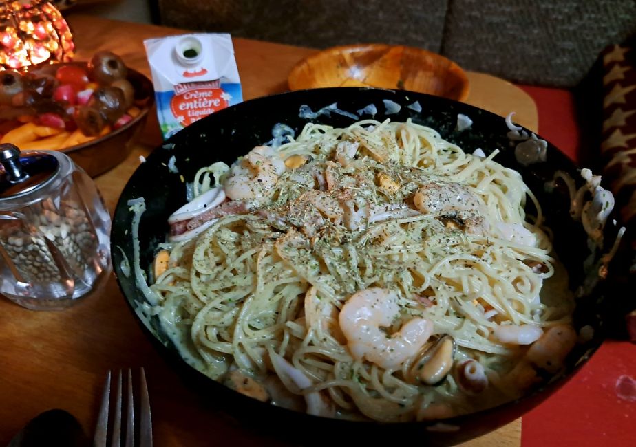 Pasta al dente with freshly caught seafood and delicate pink grilled prawns in a delicious stock made from delicate, creamy crème entière, an extra-large bulb of Ail rose Lautrec, dusted with spicy, exquisite herbs from Provence