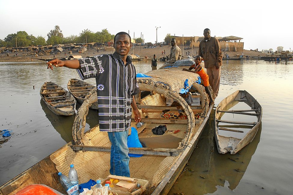 Among the fishermen nomads in Niger in Mopti