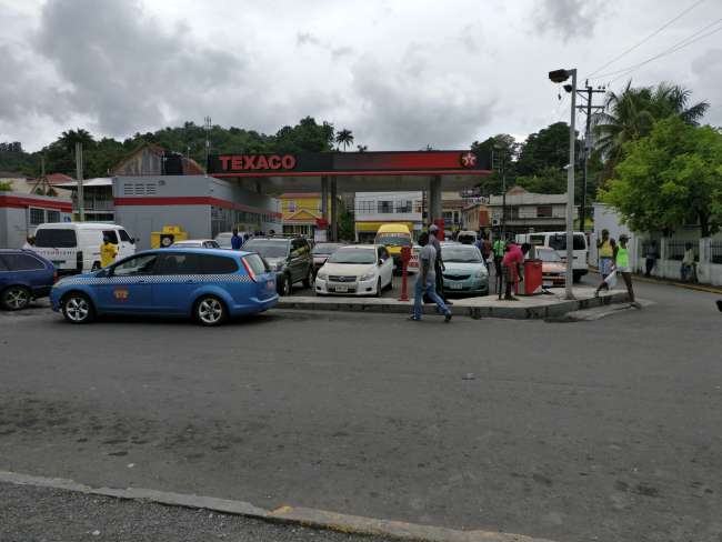 Gas station in Port Antonio - meeting point of the route taxis