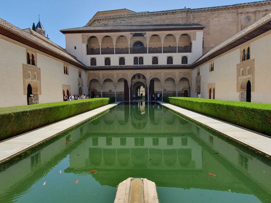 Alhambra, Sultanpalast