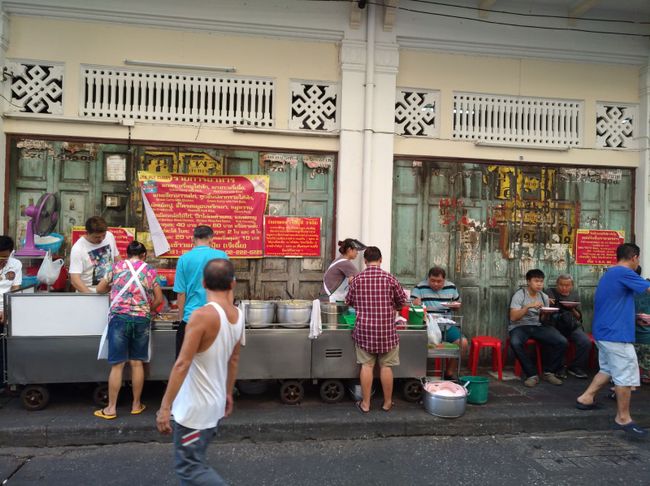 Bangkok: Neighborhoods, Food and Art