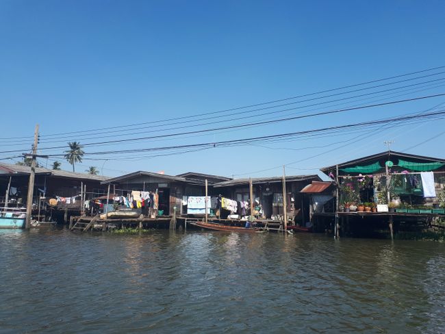 Longtail boat tour in Bangkok