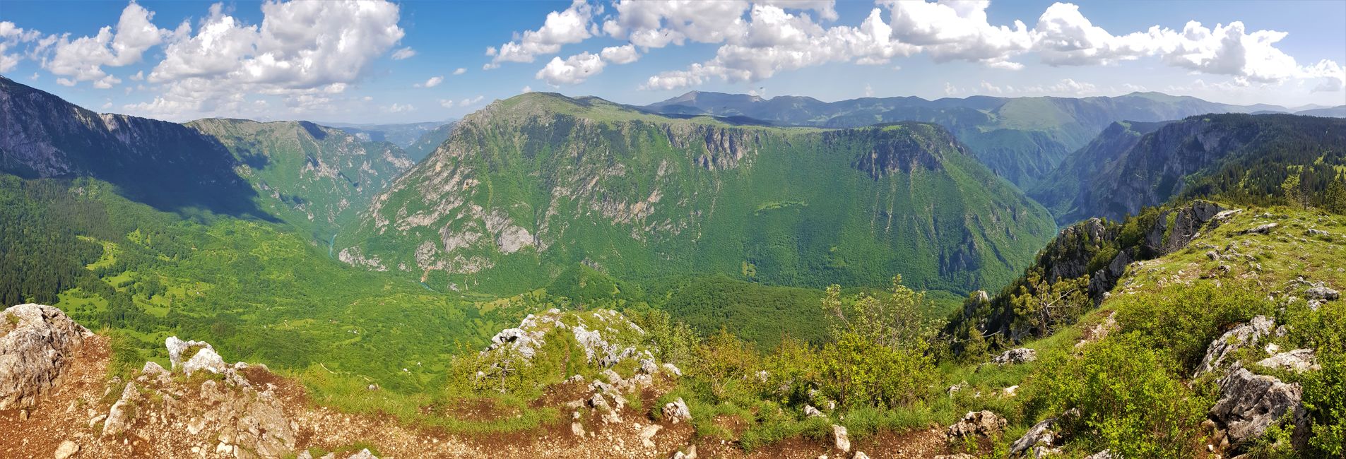 #138 Die Augen der Berge und das Winterwunderland Montenegros