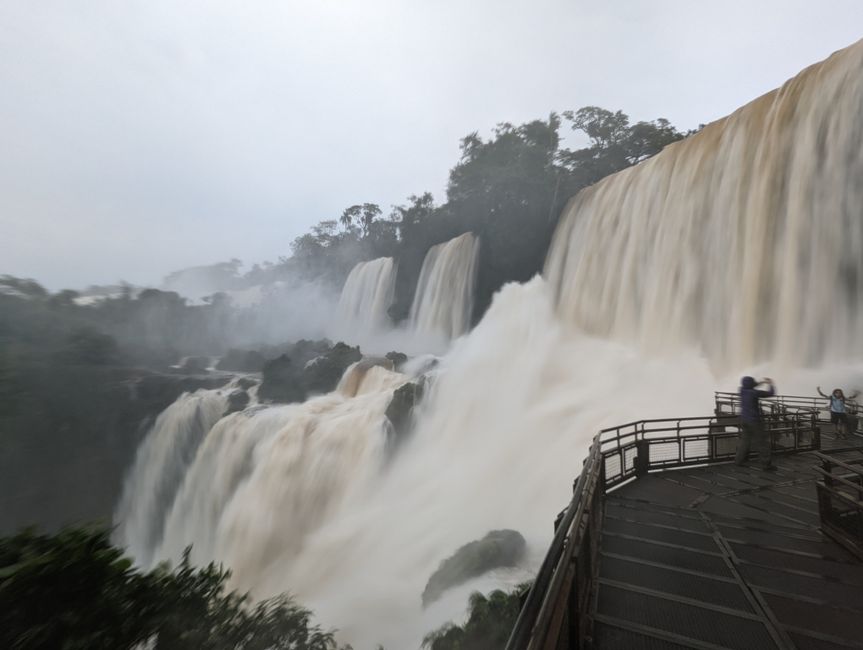 06.06.2022 Weiterflug nach Foz do Iguacu (Argentinische und Brasilianische Wasserfälle)