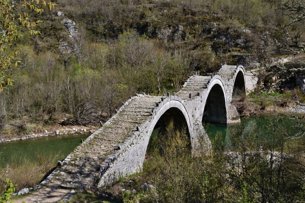 Plakidas Bridge - stone bridge with 3 arches from the 19th century
