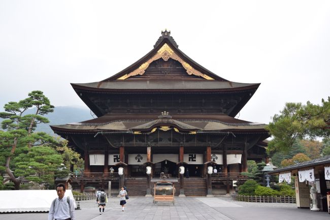 The Zenko-ji Temple in Nagano