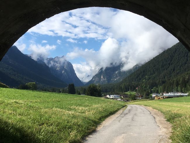 In Toblach beginnt der Dolomitenradweg