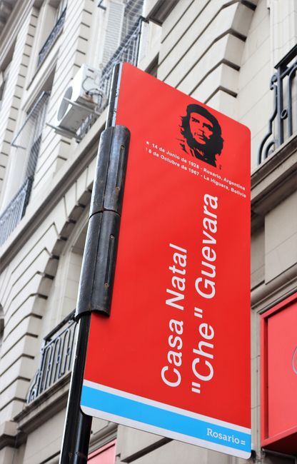 Che Guevara was born in Rosario in 1928