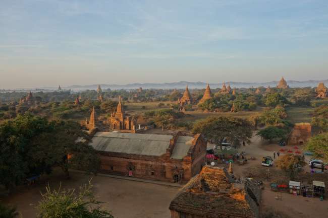 Frühmorgens in Bagan