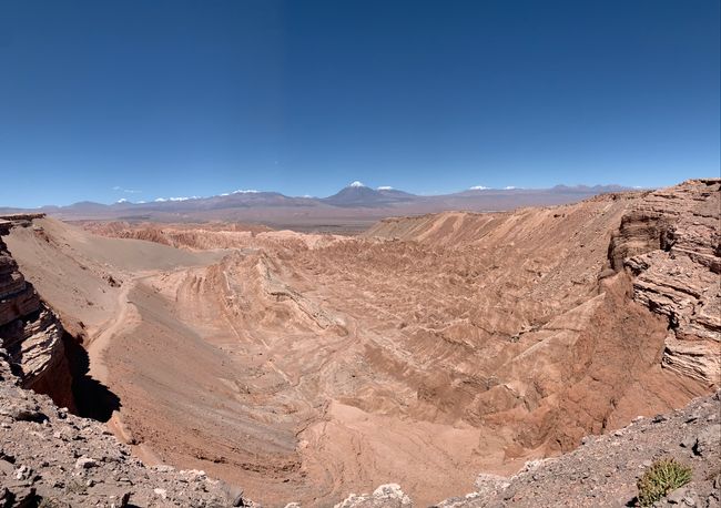 Valle de la Muerte (Anden im Hintergrund)