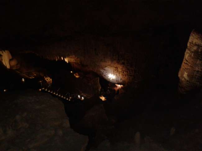 Blick in die Abgründe der Jewel Cave