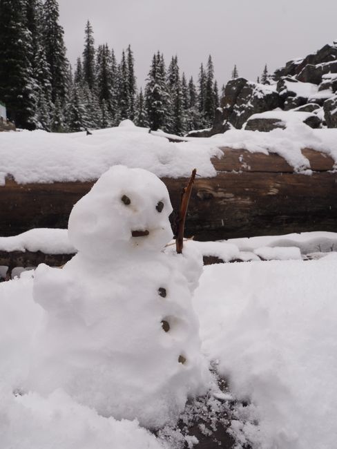 Nina's snowman at Moraine Lake