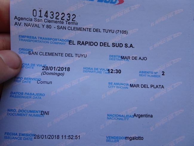 Spontaneously bought a bus ticket to Mar de Ajo.