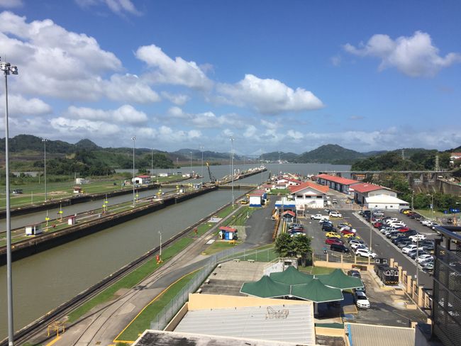 Day 32 - last mandatory program Panama Canal and getting ready for home