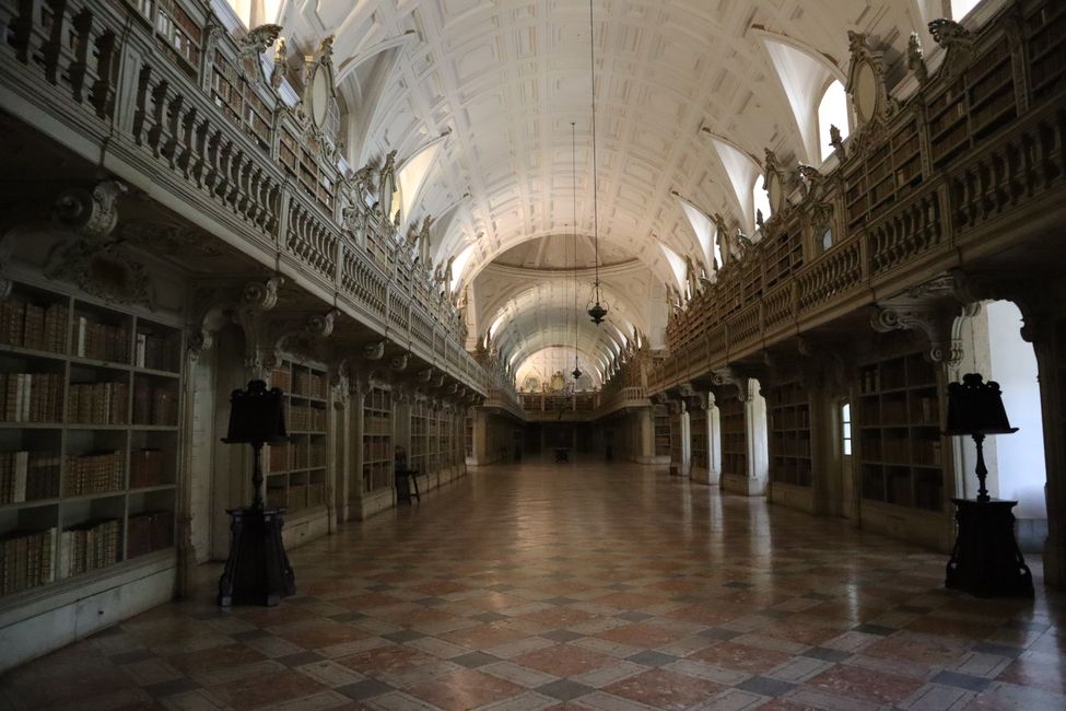 Library of Óbidos