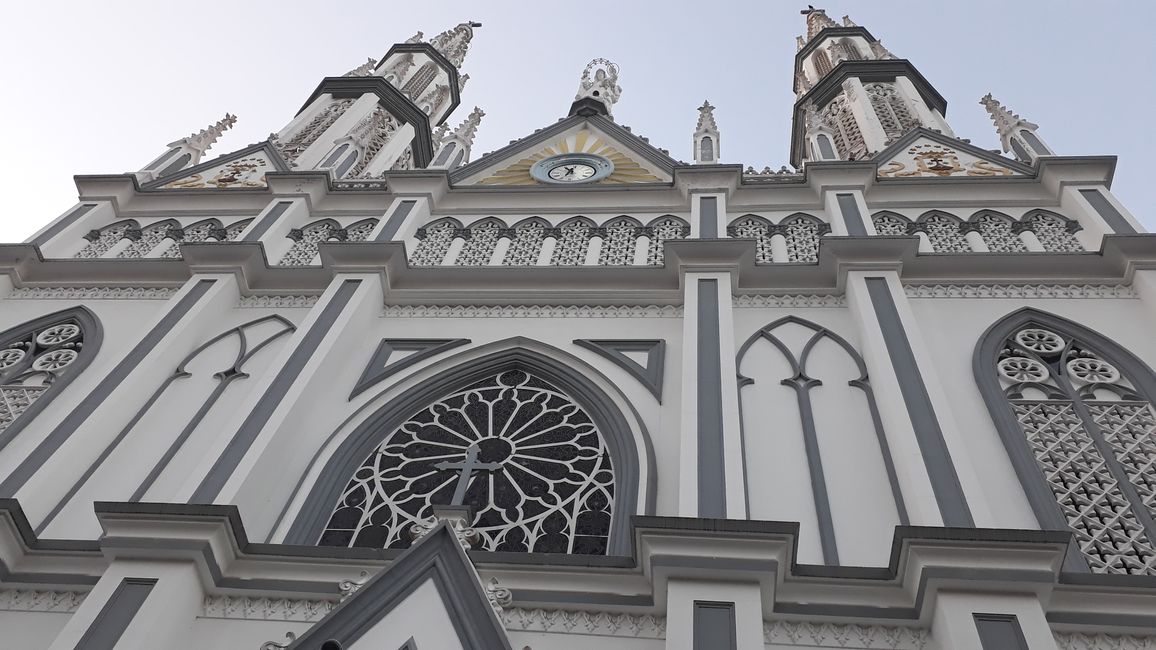 The Cristo Rey Church, the meeting point of our group of pilgrims in the great Panama.