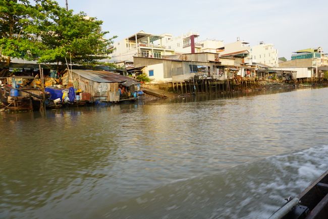 Long journey and the first day with a trip to the floating markets
