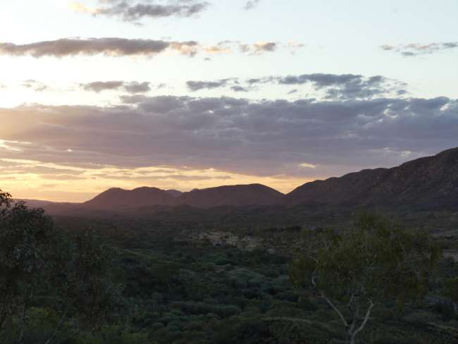 Evening atmosphere over the mountains of the West MacDonnell National Park