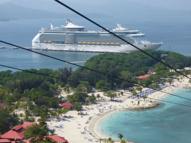 With Navigator to the Antilles, the ZIP Line on Labadee