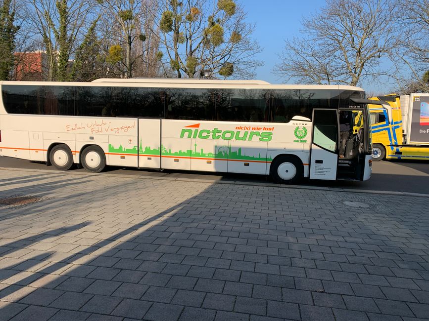 Nuestro elegante autobús de viaje