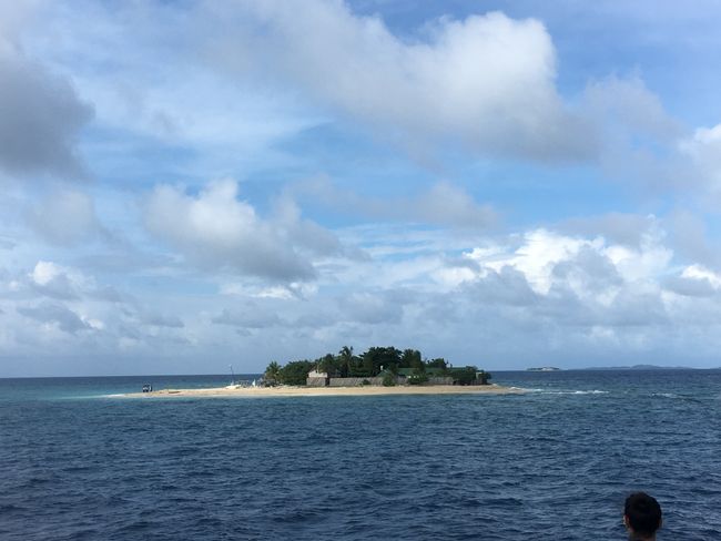 eine von vielen Inseln der Fijis